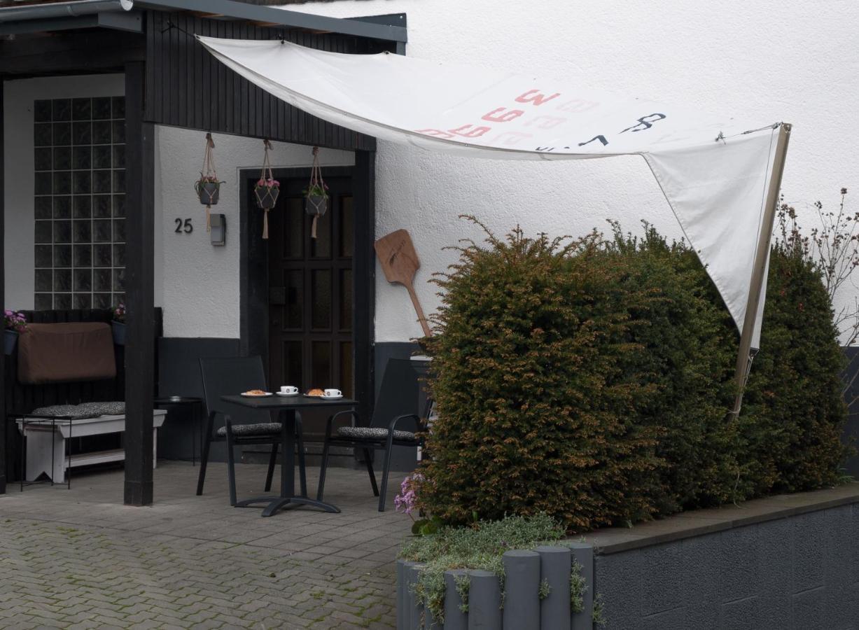 Ferienwohnung Backes Ettringen  Exterior photo